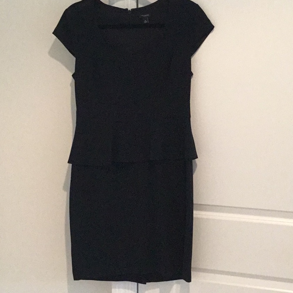 Ann Taylor black cap sleeved dress with peplum waist  Size 8